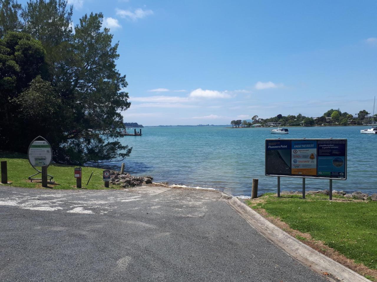 Guest House On Plummers Point Tauranga Eksteriør billede